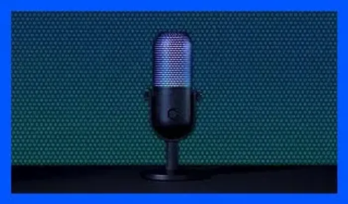 Microfone Razer Seiren V3 Chroma preto com conectividade USB RGB Lacrado