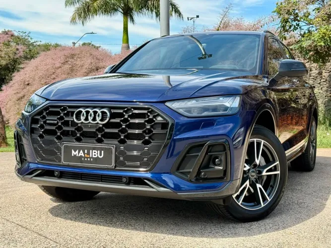 Audi Q5 Perf. Black 2.0 TFSIe S.tr. QT (hib.) 2024