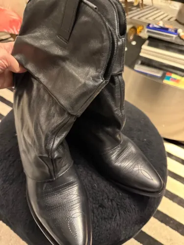 Bota Schütz