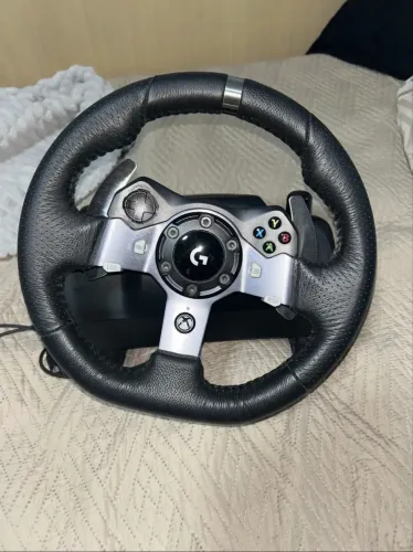 Volante Logitech G920 Driving Force para Xbox Series X|S, Xbox One e PC