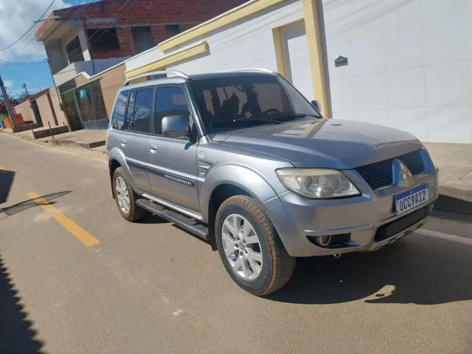 Mitsubishi Pajero TR4 2.0/ 2.0 Flex 16V 4X4 Mec. 2012