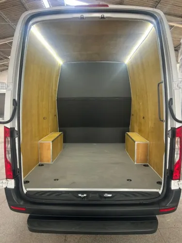 Carga Seca, revestimento para vans