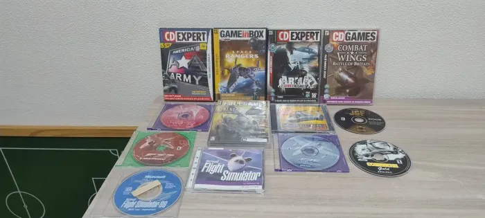 Lote PC Game com 13 jogos