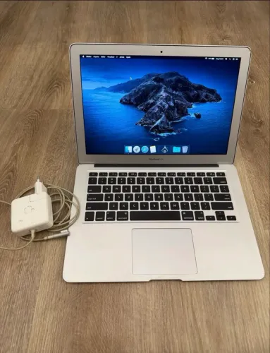 MacBook Air 2011