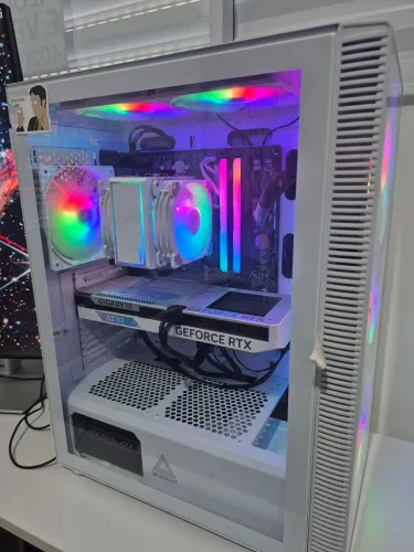 Pc gamer montado + monitor DELL 
