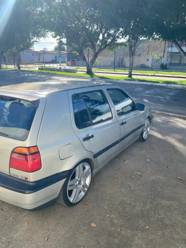 Volkswagen Golf GLX 2.0 4P 1997