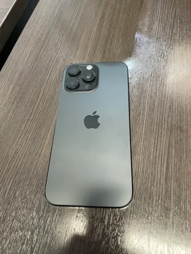 iPhone 16 Pro Max 256gb Preto