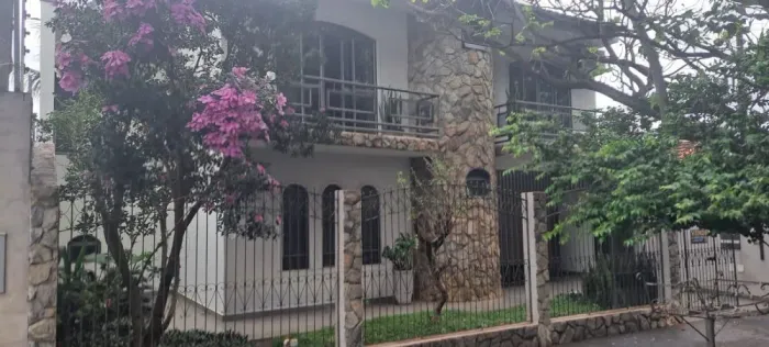 VENDA | Sobrado, com 3 quartos em Vila Morangueira, Maringá