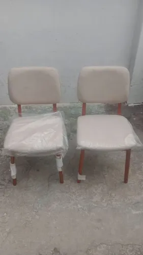 2 cardeiras seni novas com plástico ainda 