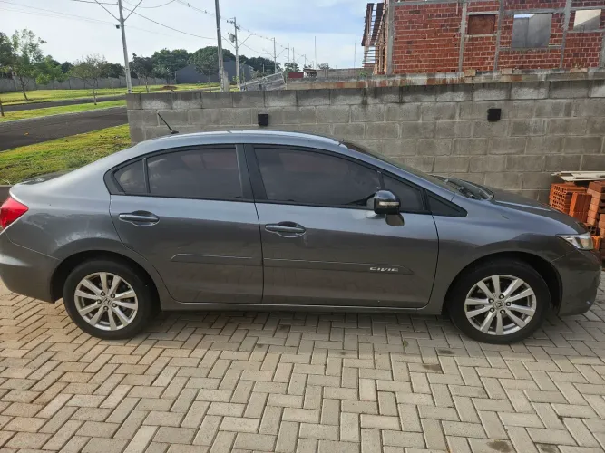 Honda Civic Sedan LXR 2.0 Flexone 16V Aut. 4P 2014