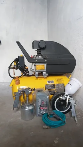 Compressor de Ar Tekna Air CP8525 25 Litros 2HP 220V - Seminovo com Nota Fiscal