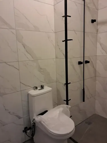     Porcelanato 76x76 + Revestimento Premium Sobrando de Obra