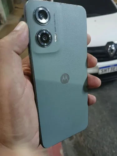 Moto G35 5G 256GB 16GB RAM 8+8 Impecável trocas só com volta em dinheiro. $520