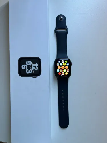 Apple Watch SE 40mm GPS - Impecável | Bateria 100%