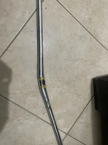 Guidão da bomb bazooka