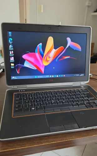 Vendo notebook Dell,ACEITO CARTÃO