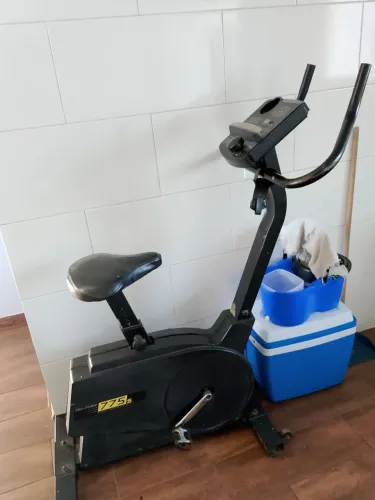 Vendo bicicleta de fazer ginástica