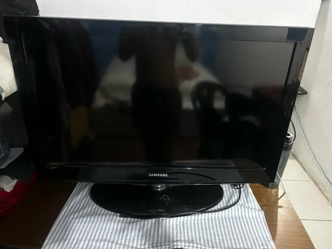 Vende- se TV não é smart