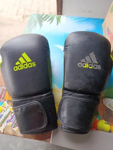 Luva de boxe Adidas USADA