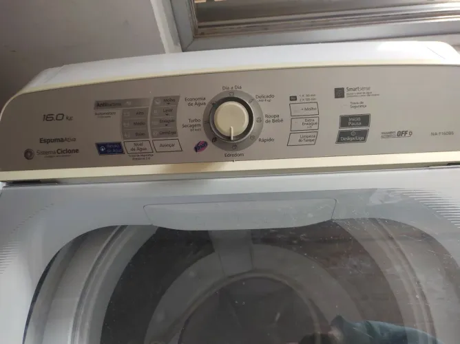Máquina de lavar Panasonic 16kg