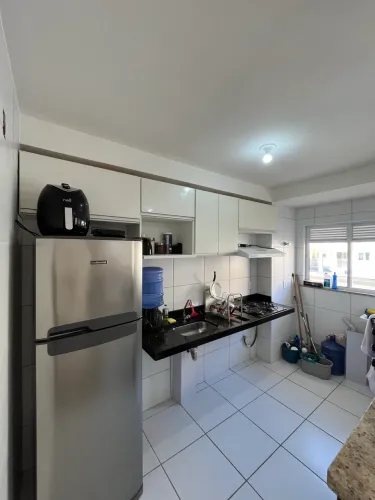 Apartamento com suíte mobiliado no Turu.