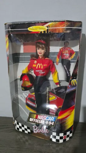 Barbie Collector Edition - NASCAR Official #94 McDonald's (1999)
