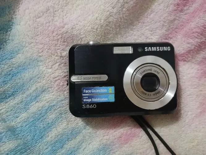 Câmera digital Samsung S860 8.1 mp tipo Cyber-shot