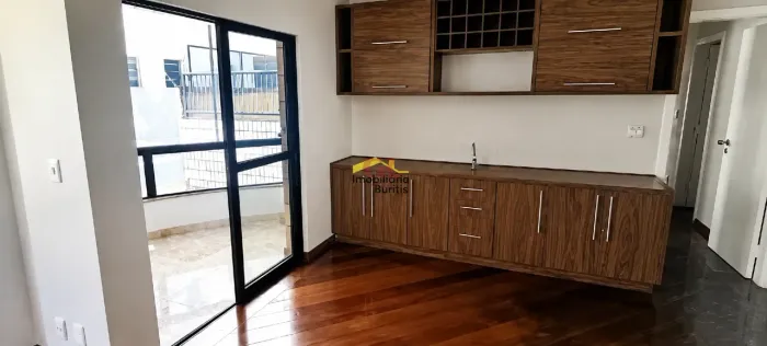 Apartamento com área privativa à venda, 4 quartos, 1 suíte, 2 vagas, Buritis - Belo Horizo