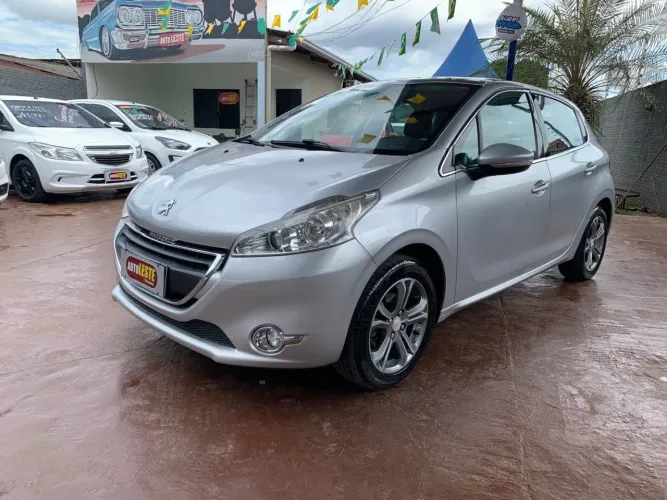 Peugeot 208 Griffe 1.6 Flex 16V 5P Aut. 2015