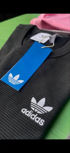 Camiseta adidas