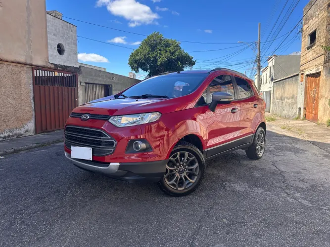 Ford Ecosport Freestyle 1.6 16V Flex 5P 2014