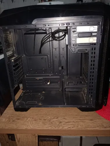Gabinete Gamer cooler Master preto- placas mãe Mine ATX e ATX lateral acrílico .