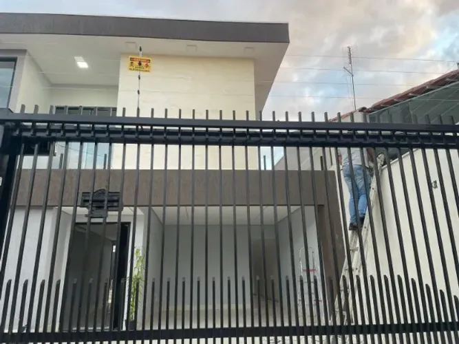 Cerca eletrica e concertinas