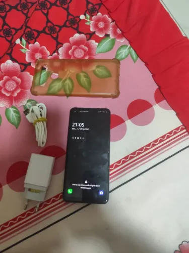 Celular LG k51s