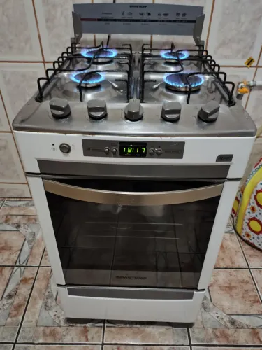 Vende se Fogão Brastemp