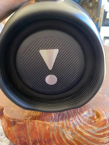 Vende-se JBL bombox3 prova d?água