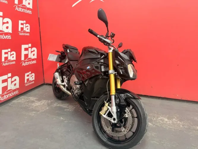 Bmw S 1000 r 2021