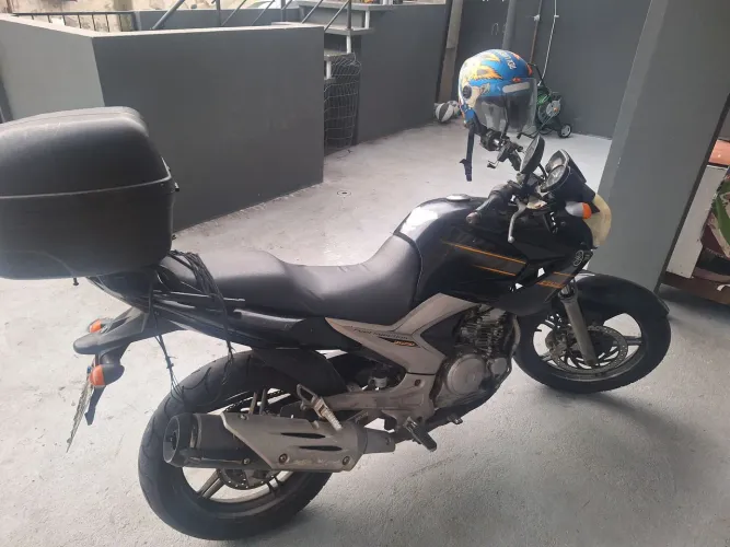 Fazer 250 2011