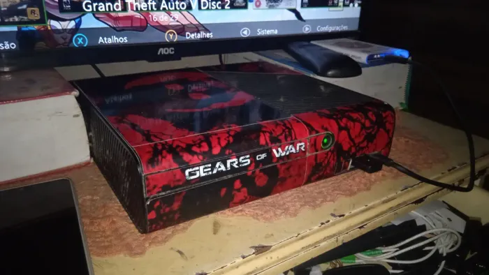 Xbox 360 super slim com Adesivo.