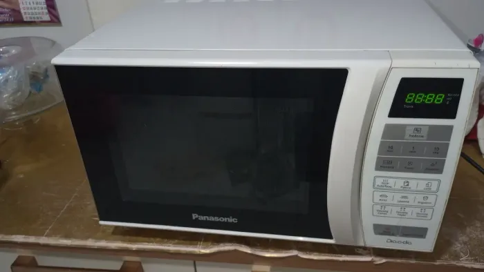 Micro-ondas Panasonic 20 l