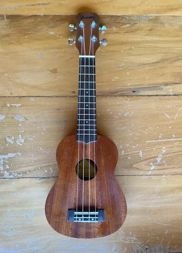 Ukulele Kalani Soprano Kal 220