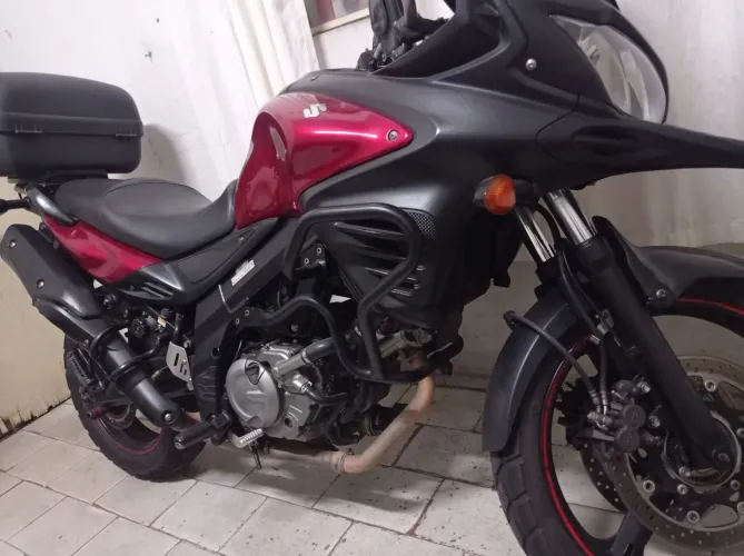 Vstron 650 muito nova 
