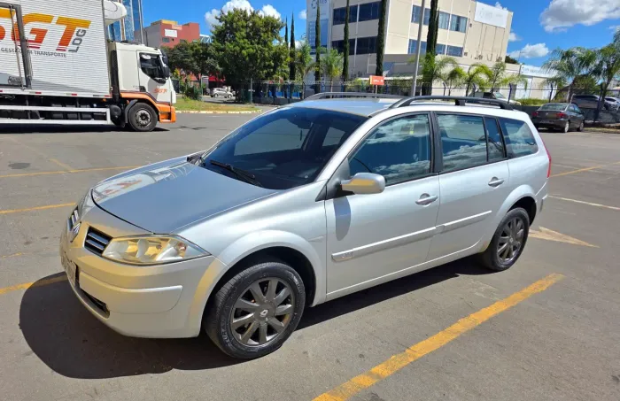 Renault Megane Grand Tour Dynam. Hi-flex 1.6 16V 2012
