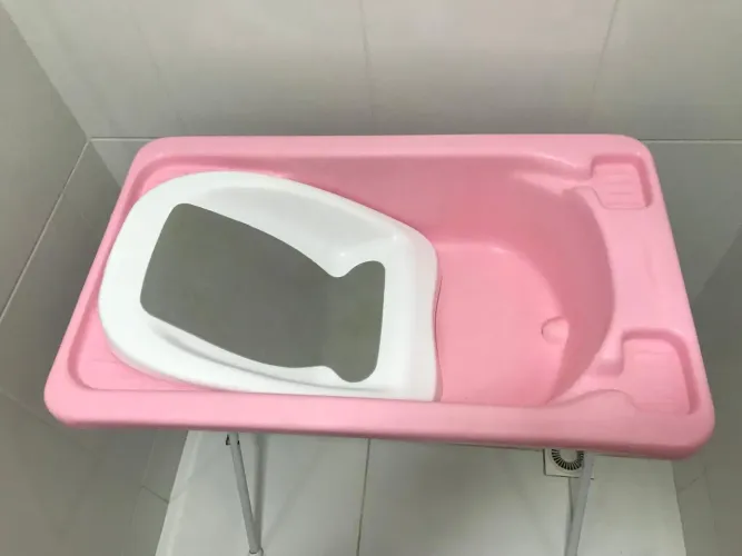 Banheira com assento redutor Galzerano