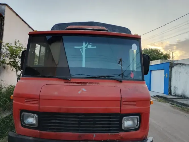 Mercedes-Benz 608 1977 ? 450 Mil km, Hidráulica e carroceiro