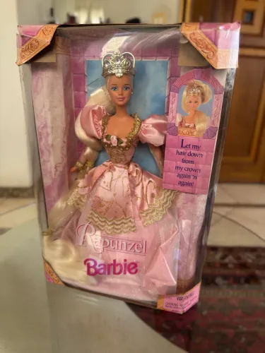 Barbie Rapunzel lacrada