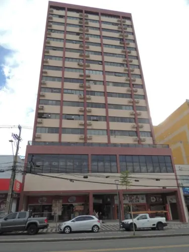 CONJUNTO COMERCIAL 2 SALAS AMPLAS - ED. TORRE SUL - AV. WINSTON CHURCHILL - PINHEIRINHO