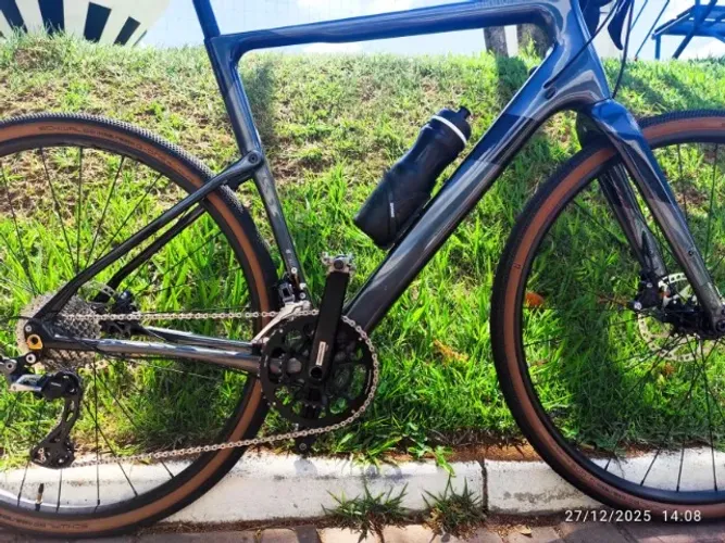 Bicicleta Gravel: Connondale Topstone Carbon 5 Cinza (Tam 56)