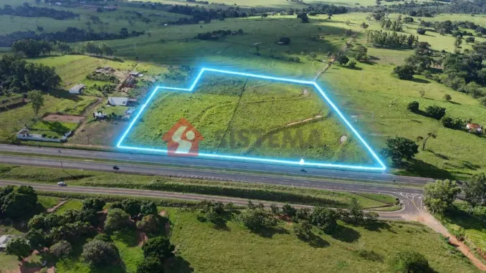 Área na Rodovia Assis Chateuabriand próximo a Presidente Prudente