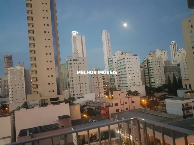 Larissa - Apartamento à venda exclusivo com 2 dormitórios no Edifício Larissa em Balneário